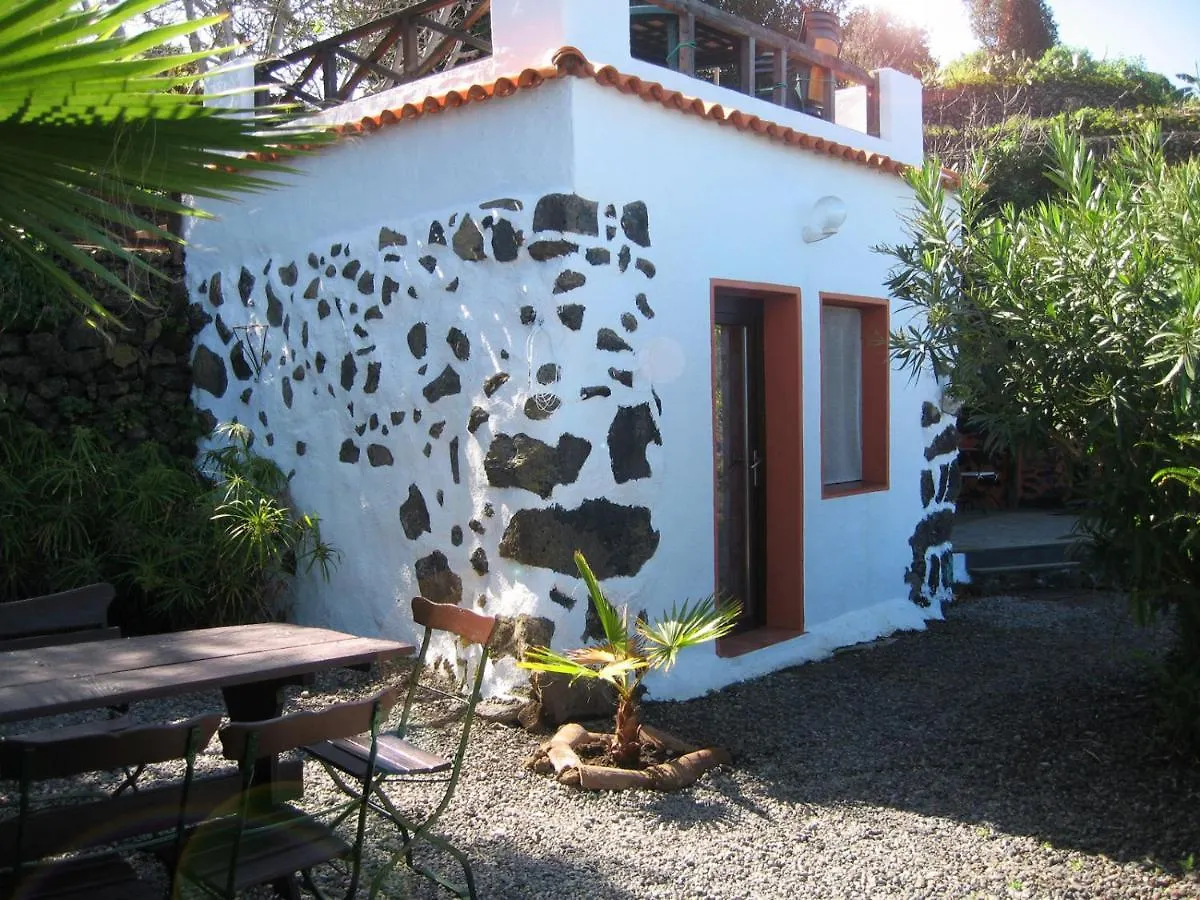Casa Primavera Genovés 0*,
